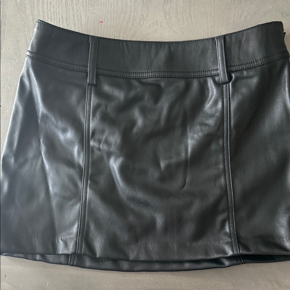 H&M Black Faux Leather Mini Skirt